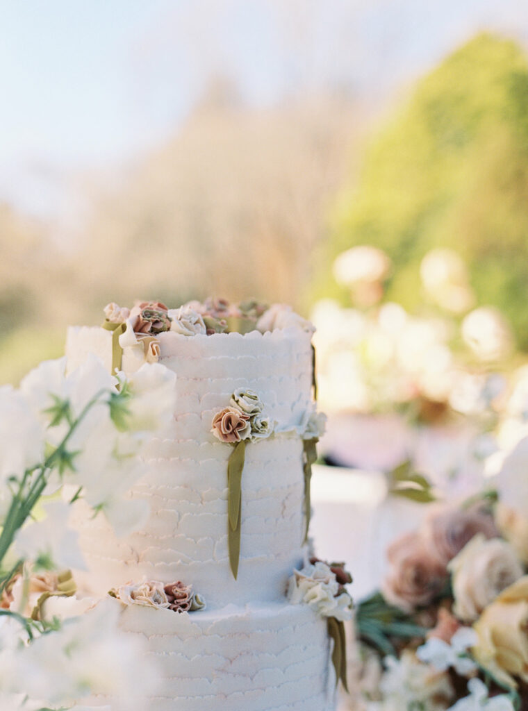 Garden Party Celebration at Bowral NSW, Photo from Fine Art Wedding Photographer Tracey at Love Your Story Photography