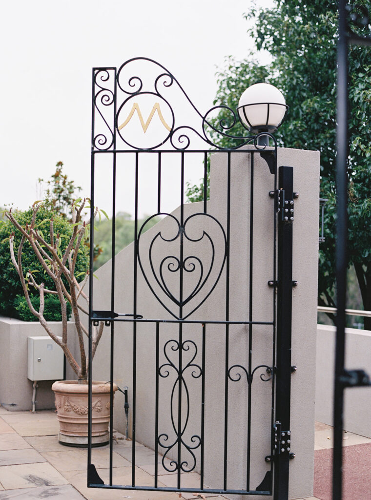 Masonmill Gardens Perth Hills - Love Your Story Photography